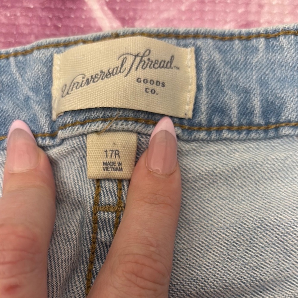 Universal Thread Blue High Rise Jeans - Picture 2 of 3